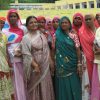 Director-Shakuntala-Pamecha-with-the-women-of-Kachbali-during-the-voting